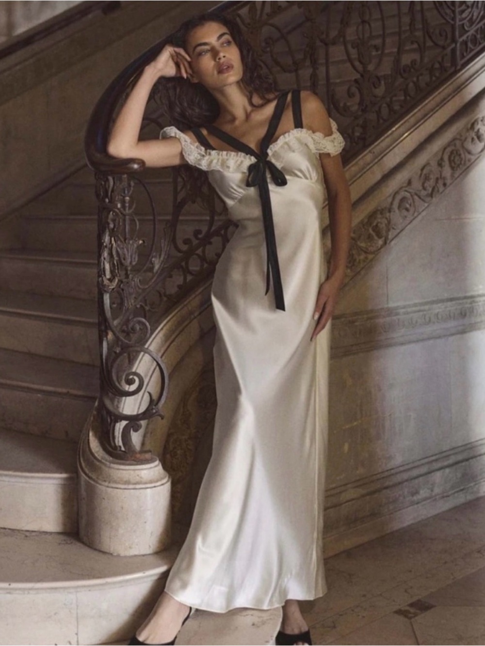 Doen Simone Dress - Picture 2 of 10
